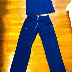 Navy blue Figs Scrubs set size S